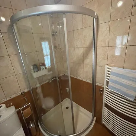 Vikendica Vjeverica Brvnara Risovac