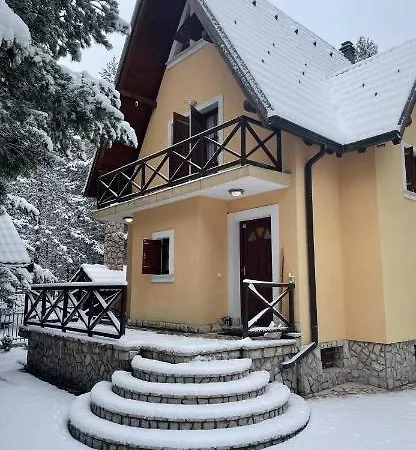 Vikendica Vjeverica *