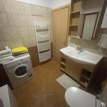 Vikendica Vjeverica Brvnara *