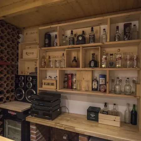 Vikendica Vjeverica Brvnara Risovac